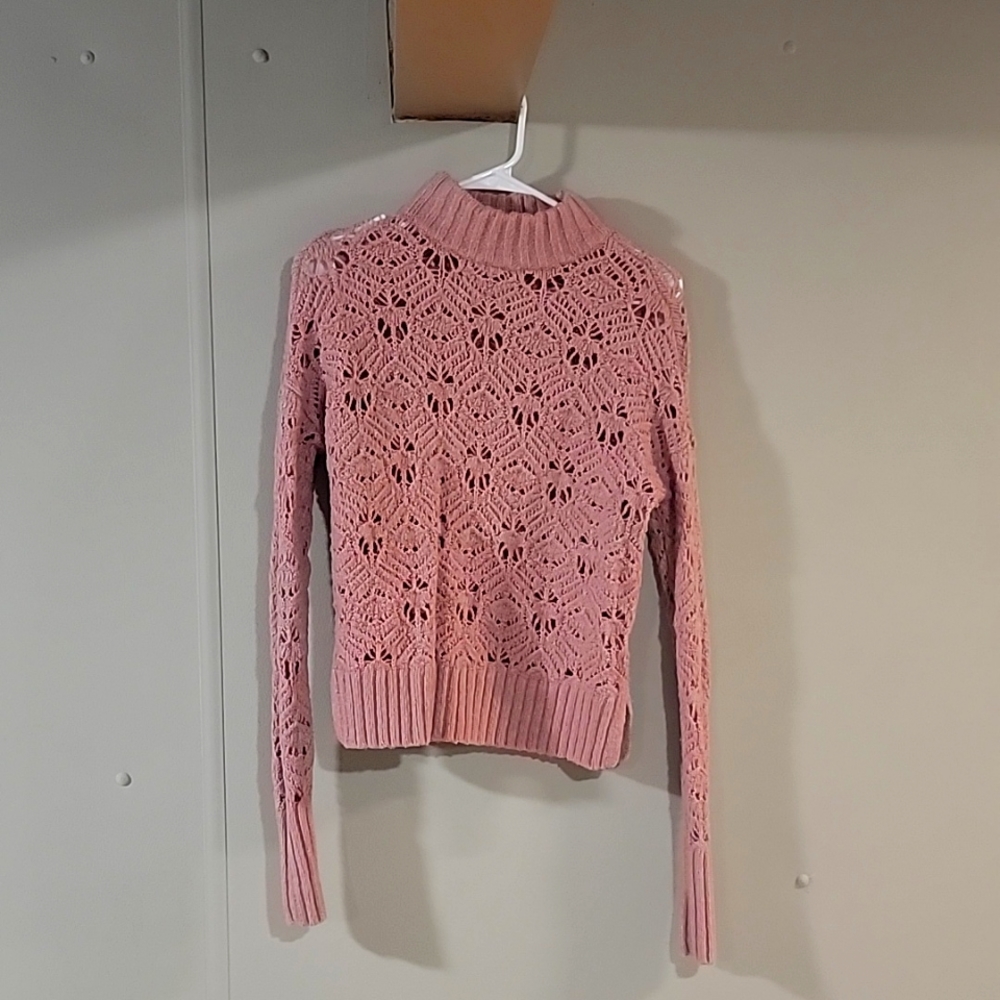 AMERICAN EAGLE SWEATER